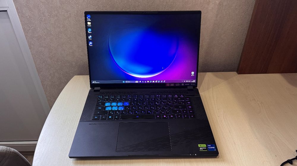 Ноутбук Gigabyte Aorus / RTX 4060 / i7-13650HX / DDR 5 / 2560×1600