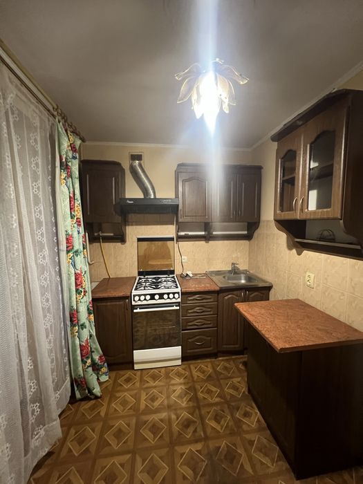 оренда 1км вул Червоної Калини