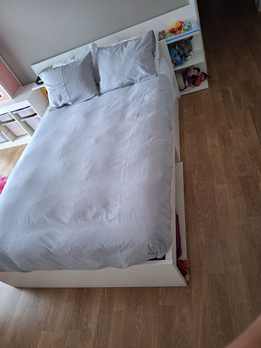 Cama 120cm + estante livros de cabeceira