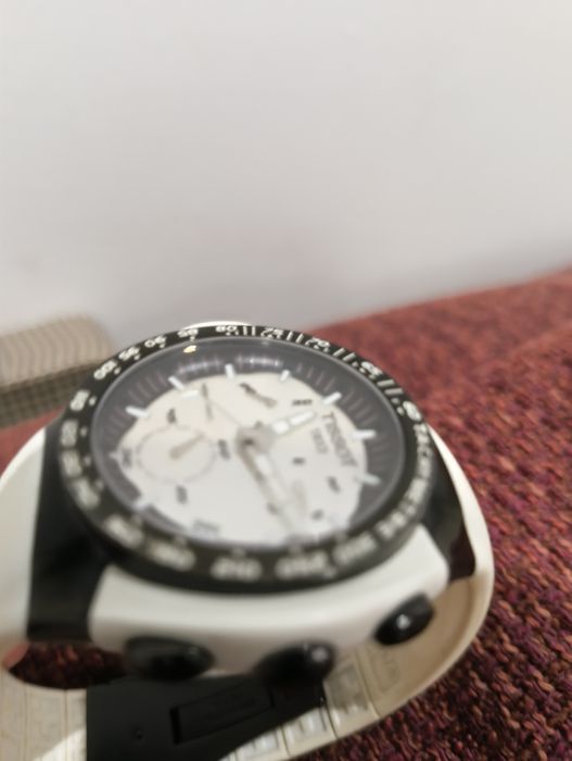 Годинник Tissot Chronograph G10