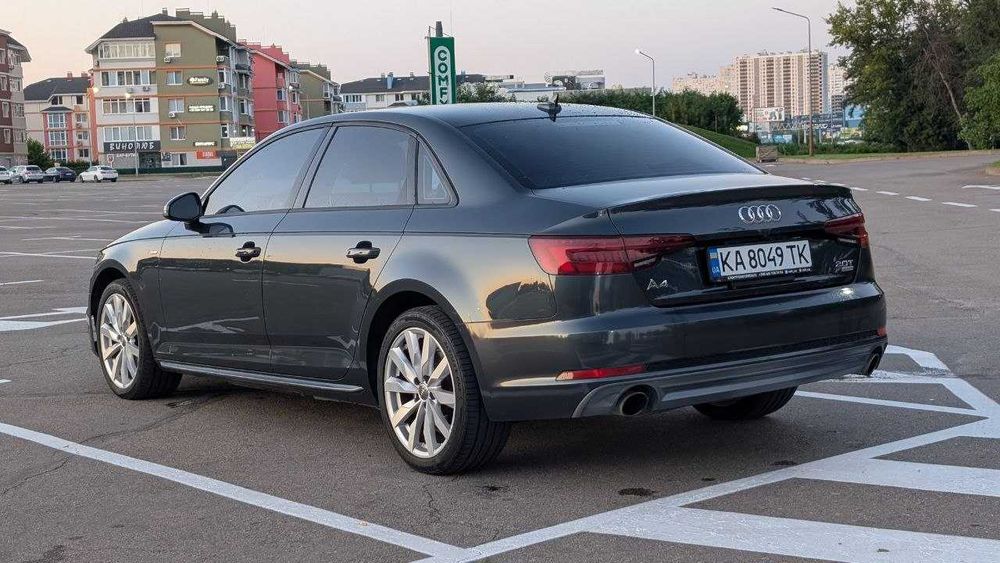 Audi A4 2018 VIN WAUKMAF44JA226256 фото оголошення 9 з 24