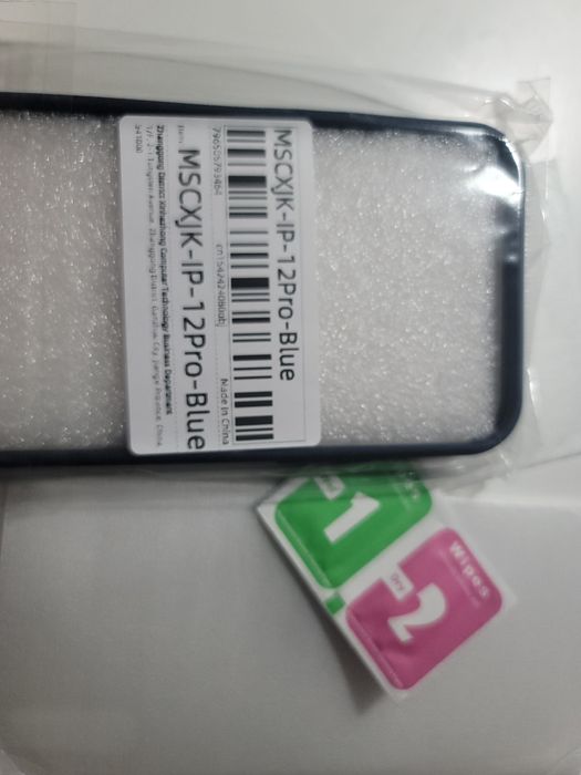Capa e dois vidros de proteção para iPhone 12Pro