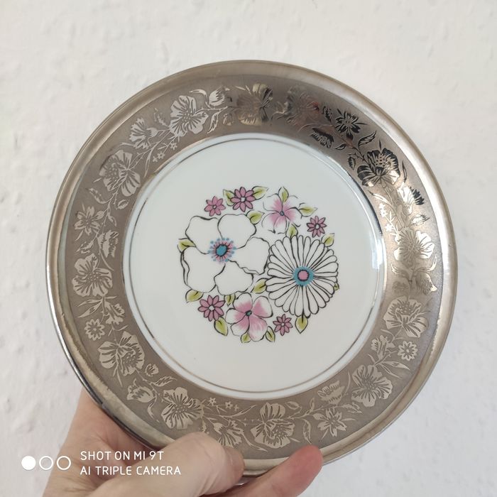 Talerze dekoracyjne porcelana Wawel