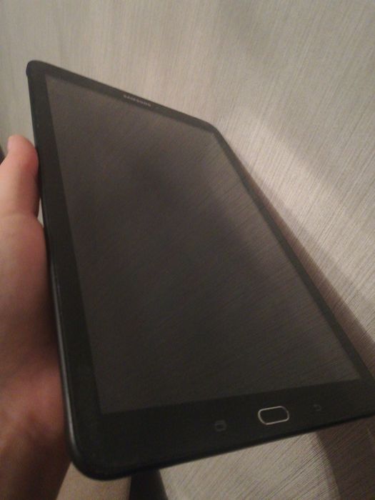 Планшет Samsung рабочий T560