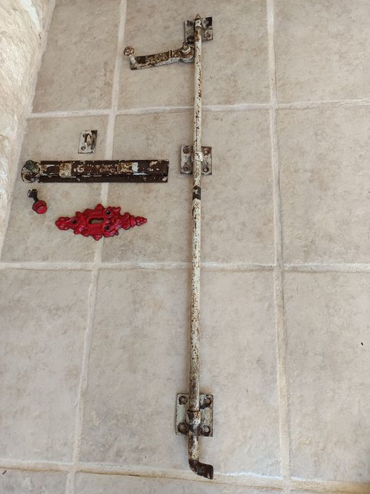 Conjunto de ferragens vintage/porta madeira