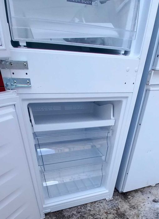 Вбудований холодильник Whirlpool WHC18T132 No Frost A++ Б/У | Київ