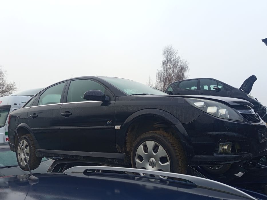 Opel Vectra C 1.8 na części