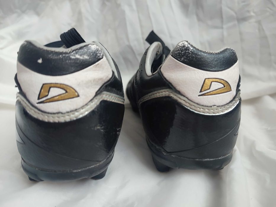 Бутси футбольні Demix 35 розмір