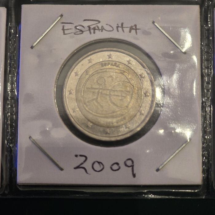 Moedas comemorativas 2euro, circulas e não circuladas.
Varios anos.

A