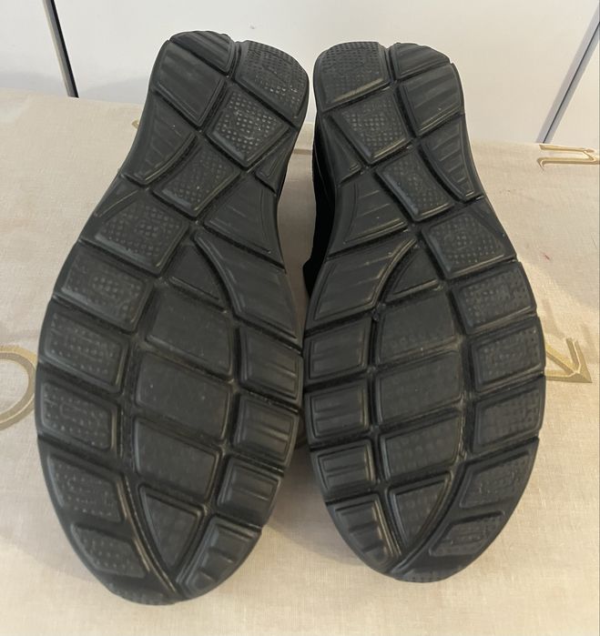 Сліпони Skechers