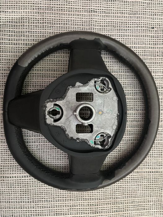 Volante Tesla Model 3