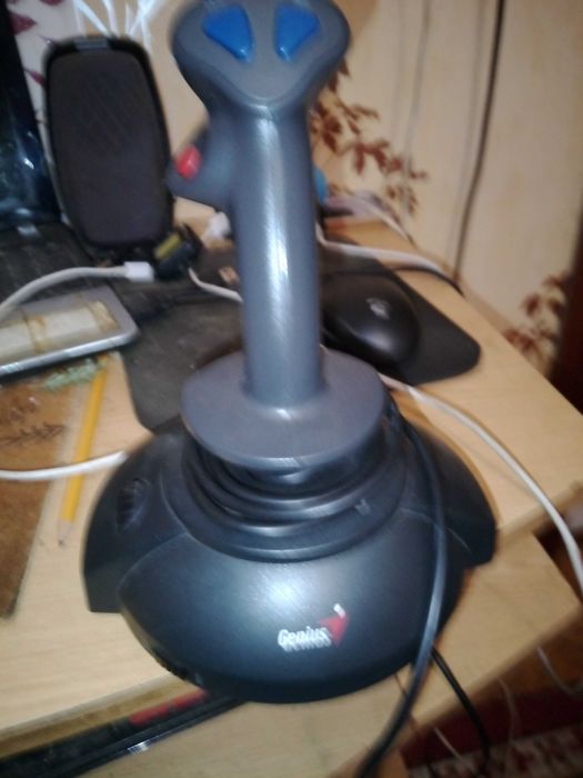 джойстик ручка геніус