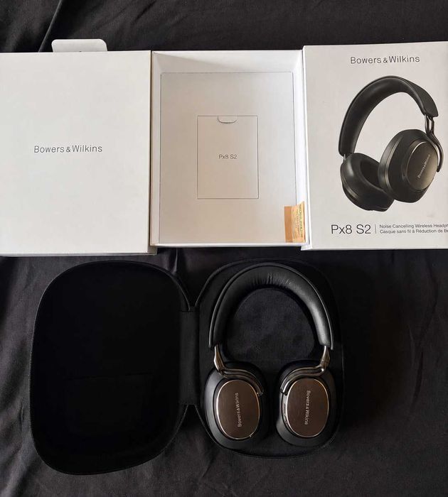 Bowers & Wilkins Px8 S2 Onyx Black