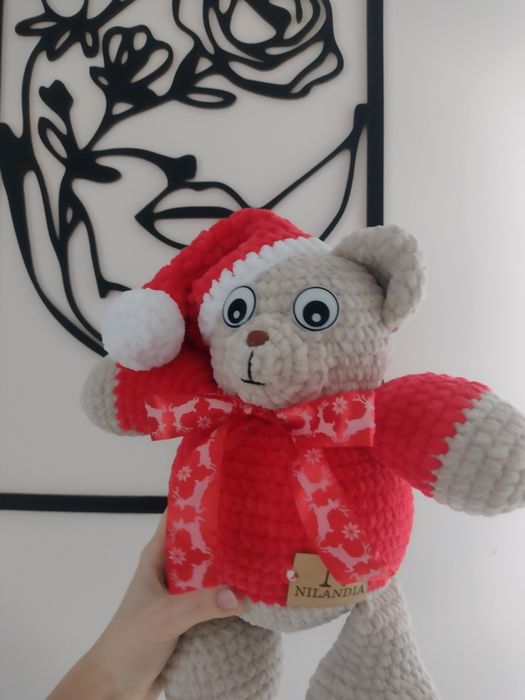 Miś wykonany na szydełku