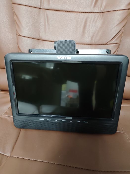 Новий портативний DVD-плеєр Wonnie 10.1" з акумулятором