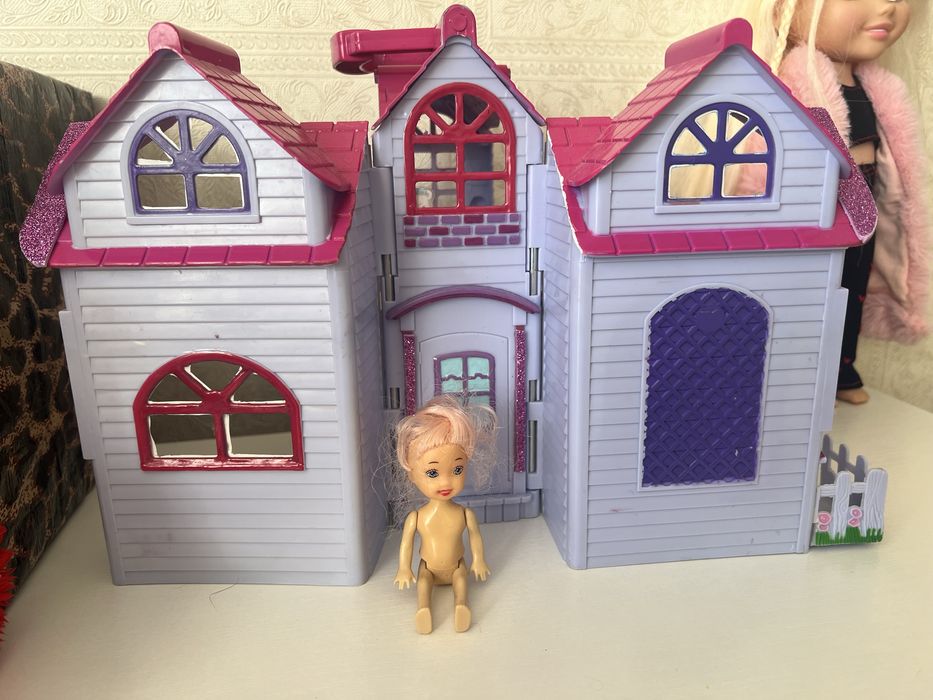 Обміняю Ляльковий будиночок на ляльку