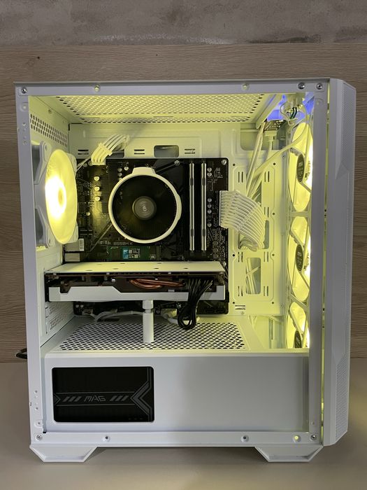 Mini Torre Gaming RX 6700xt | Ryzen 7 3700x | 16GB RAM | 500GB m.2 ssd