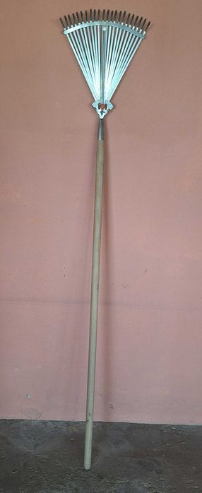 Ancinho para Jardim ou Horta
