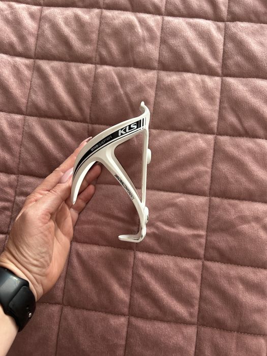 Тримач велосипедний kls для пляжки білий бу