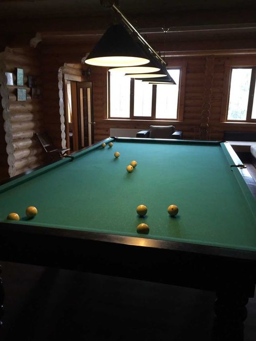 Київ. Осокорки. Баня, більярд. До 10 осіб.