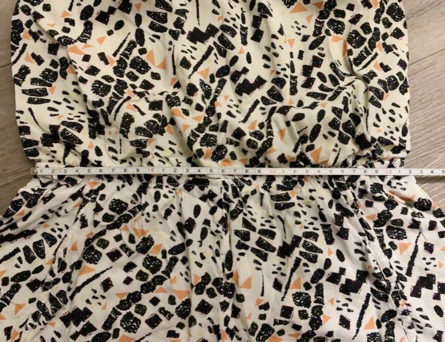 Комбез літній з легенької тканини Zara
Розмір xs