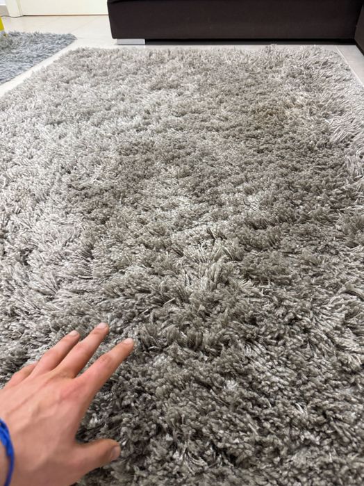 Tapete Fofo / Shaggy de Pelo Alto - Cor Neutra (1.40m x 1.95m)
