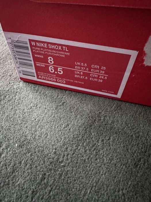 Nike shox biale