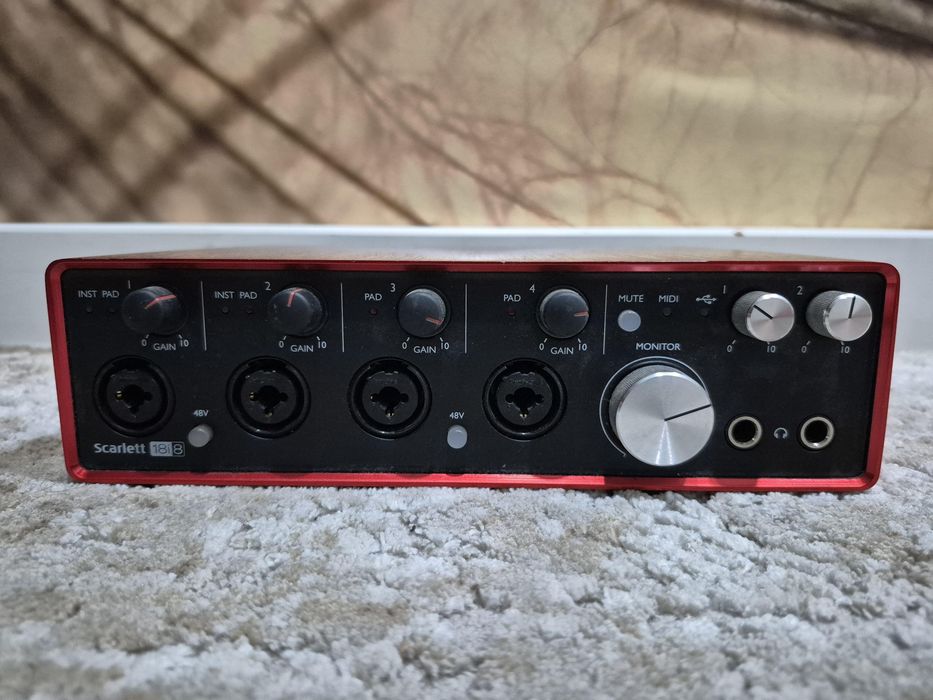 Interfejs audio Focusrite Scarlett 18i8 2nd Gen | Komplet z zasilaczem