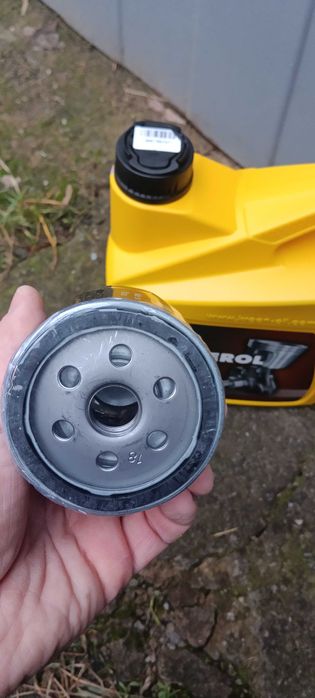 Моторна олива Kroon Oil Emperol 10W-40, та фільтр масла Mahle Ланос