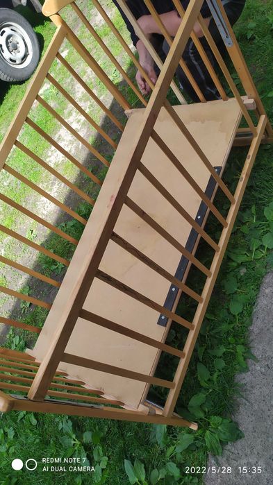 Продам
        Дитяче ліжечко