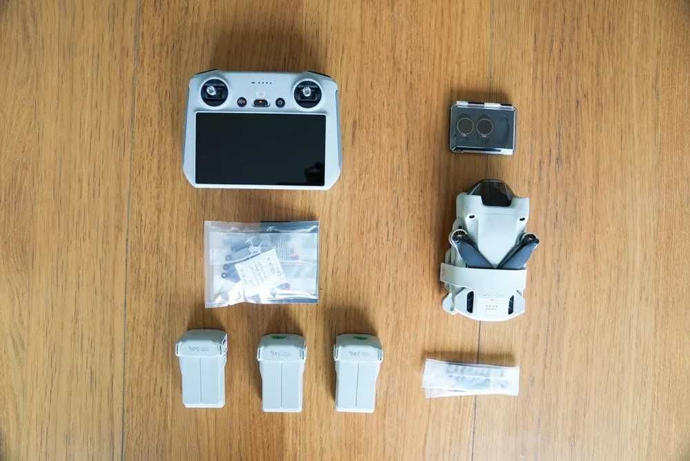 DJI Mini 3 Pro + 3 baterias + comando RC + Filtros