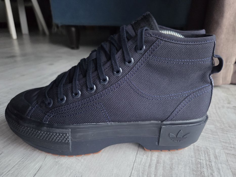 Adidas nizza trek