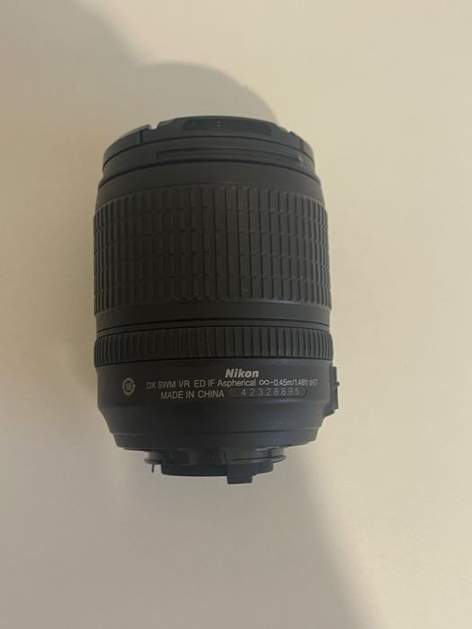 Nikon Lente AF-S DX NIKKOR 18-105mm
