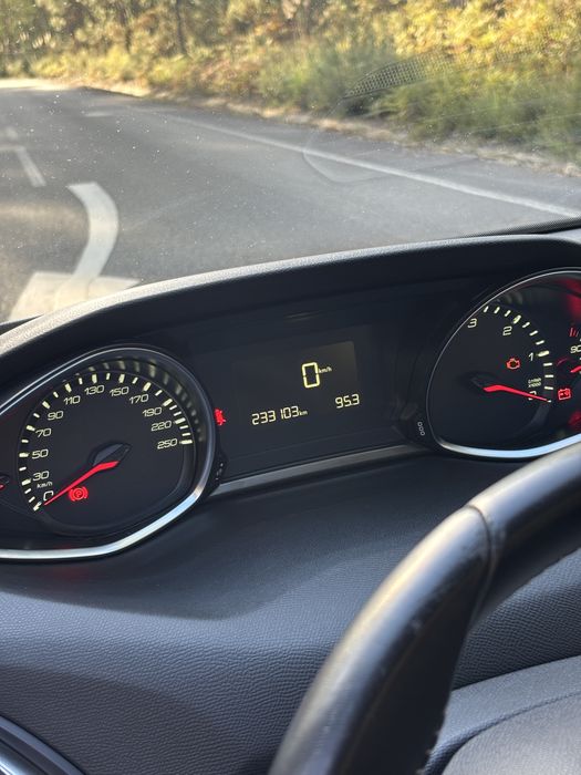 Peugeot 308 1.6HDI 120cv