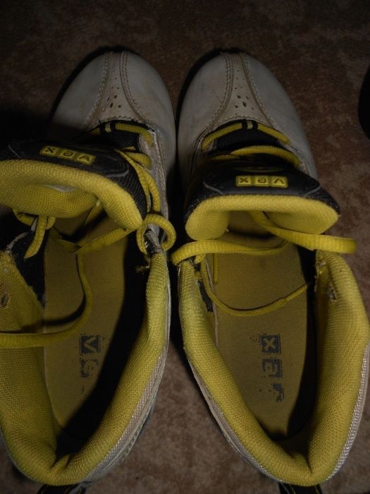 Бутсы для футбола 38 р-р