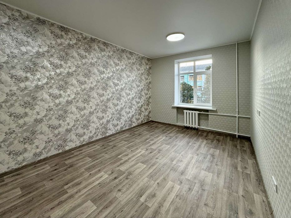 Продам м/сімейку по Приходько, 37