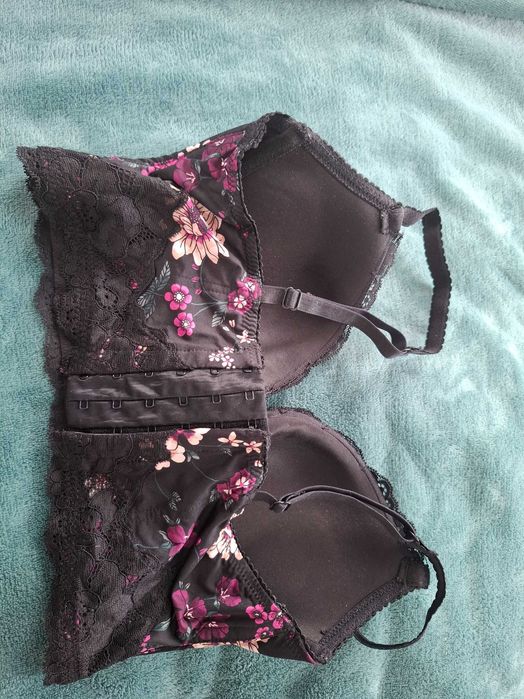 biustonosz H&M, S