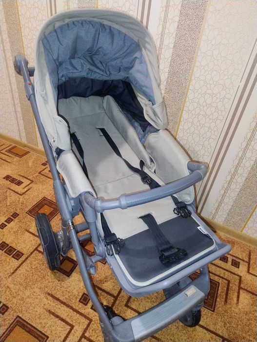 Продам дитячий візочок