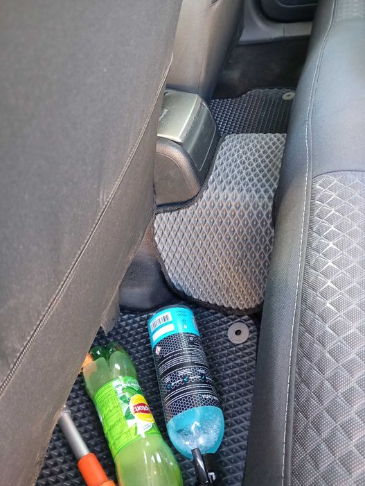 AUDI A4 8E  Автомат.