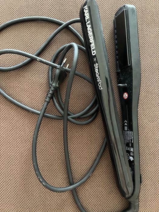 Karl Lagerfeld Steam Pod утюжок