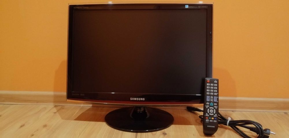 Telewizor/Monitor/TV Samsung SyncMaster T220HD DTV 22" HDMI, DVI, PC-VGA, USB, PILOT
