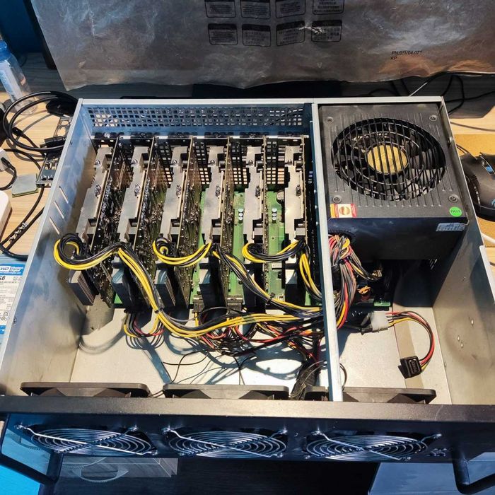 Майнінг ферма Готова Ферма без відеокарти гарний корпус і охолодження.