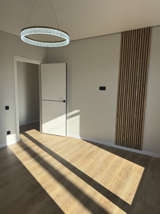 Продаж нового будинку Американки