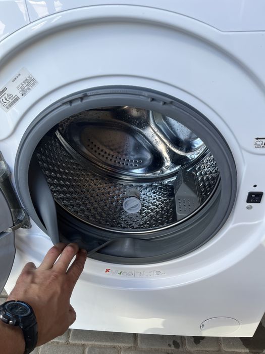 Прально сушильна машина Пральна машина з сушкою Bloomberg BWD384WO