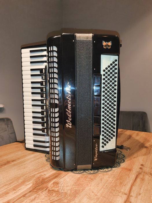 Akordeon Weltmeister Caprice 120 bas