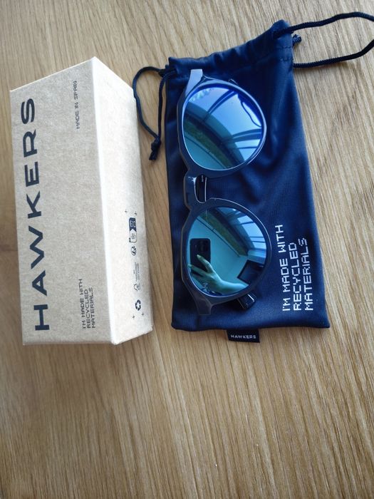 Óculos de Sol Hawkers Eco-Friendly (Novos/Nunca Usados) com Caixa e Bolsa Original