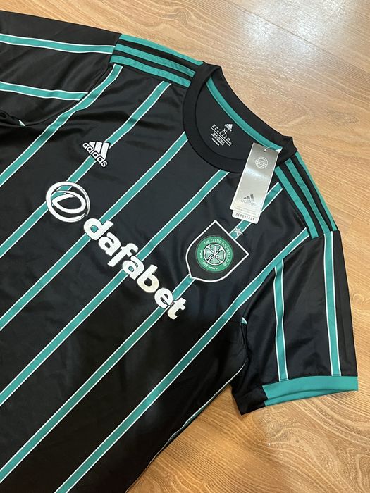 Футбольная jersey футболка adidas Celtic