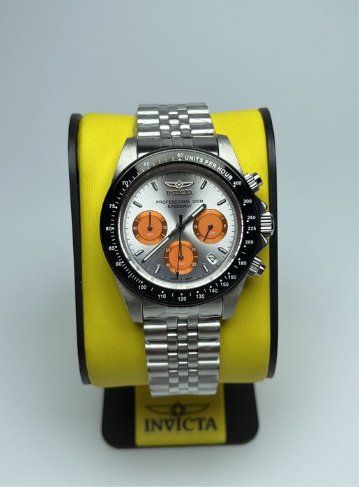 Invicta 31003, чоловічий сріблястий годинник, інвікта хронограф