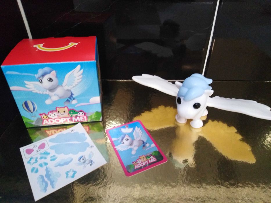 Personagem do jogo Adopt Me Flying Winged Horse - Roblox - McDonalds