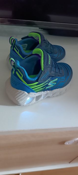 Calçado menino usado em bom estado